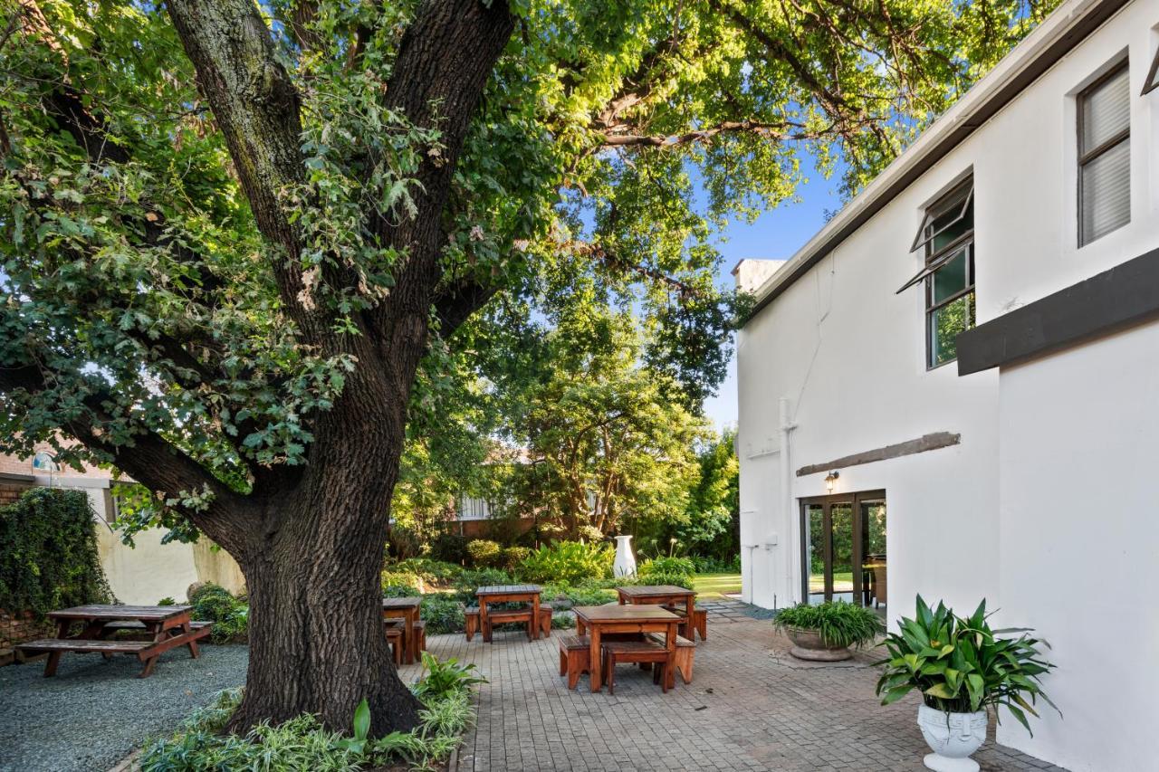 De Akker Guest House Bloemfontein Dış mekan fotoğraf