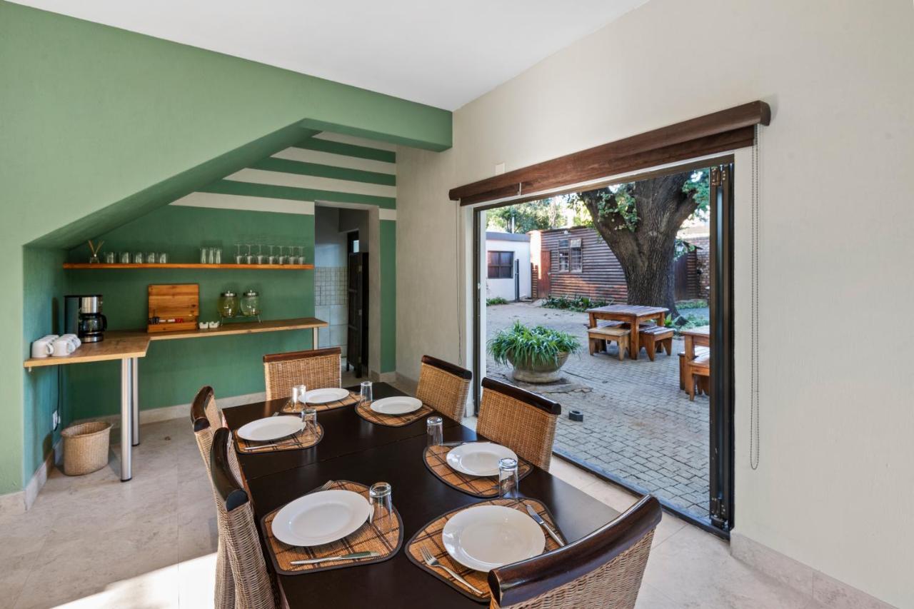 De Akker Guest House Bloemfontein Dış mekan fotoğraf