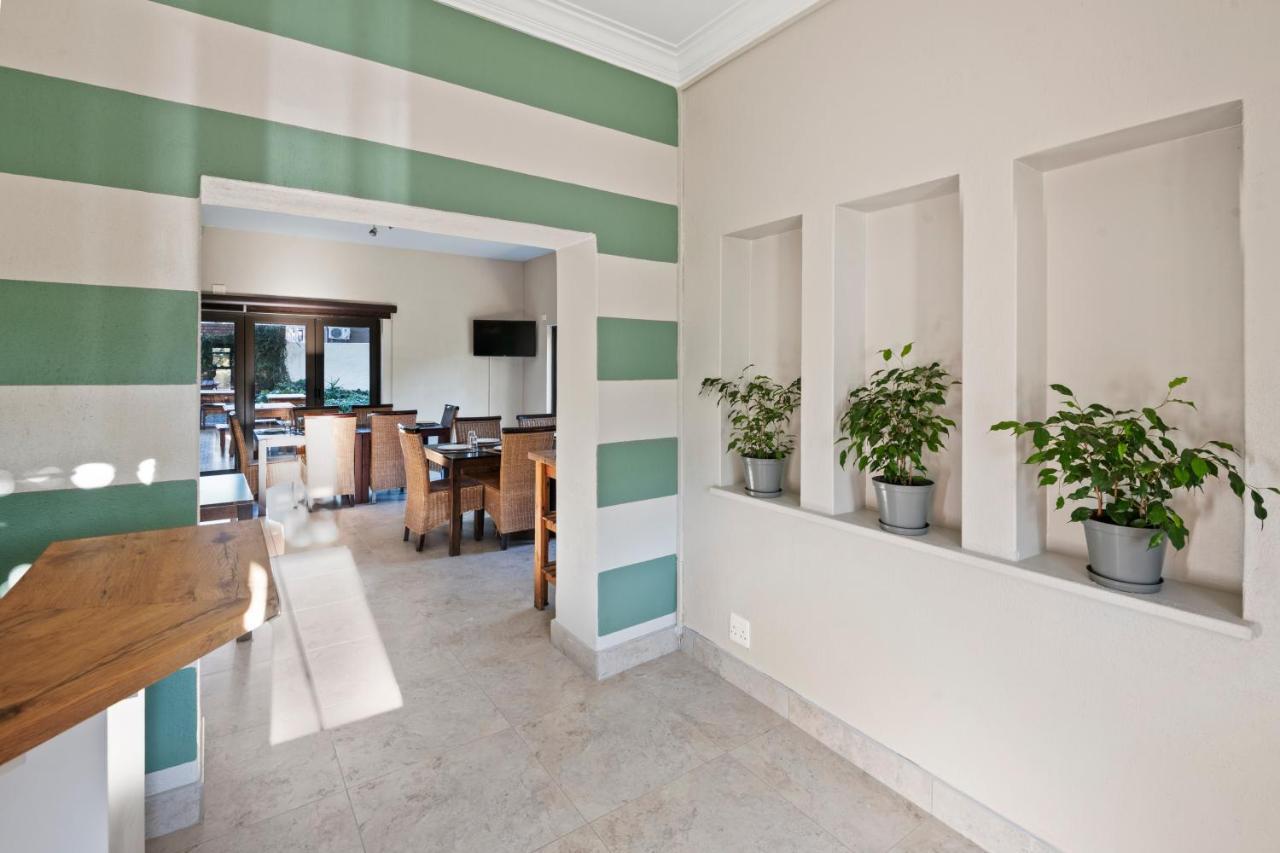 De Akker Guest House Bloemfontein Dış mekan fotoğraf