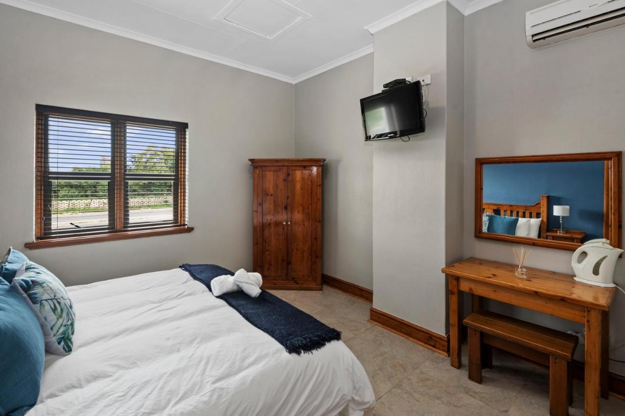 De Akker Guest House Bloemfontein Dış mekan fotoğraf