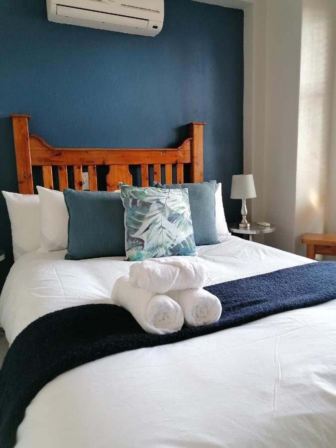 De Akker Guest House Bloemfontein Dış mekan fotoğraf
